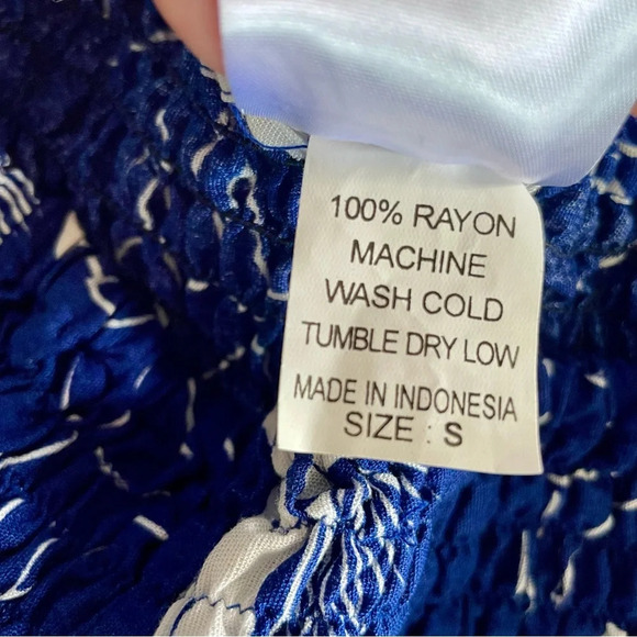 Hamakua tropical Hawaiian floral blue MUMU SMOCK TOP size small NWT - Picture 7 of 7